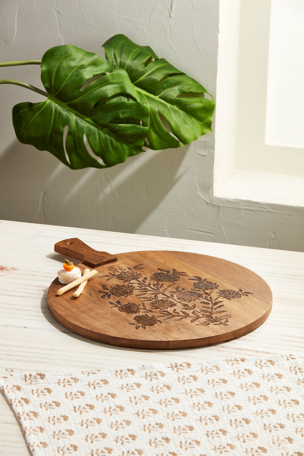 Flower Cluster Paddle Board